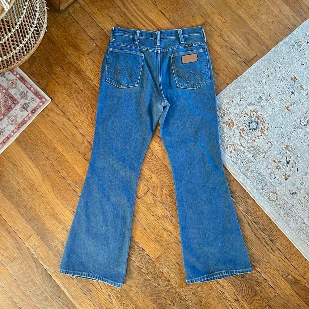 Vintage Wrangler Medium Wash High Waisted Wide Leg Denim Jeans 30” Waist Western